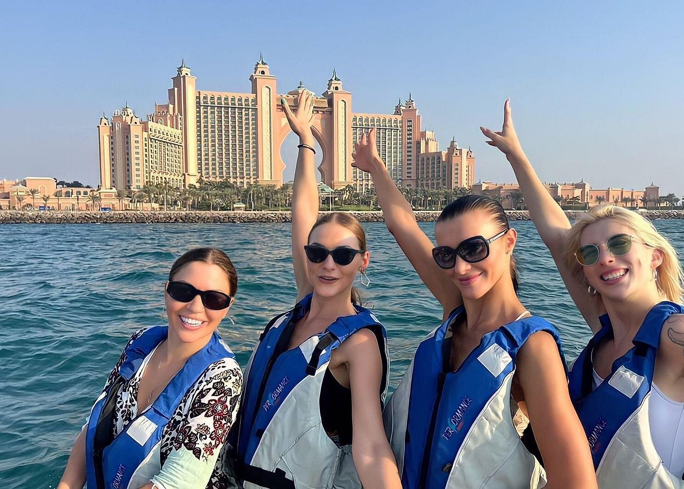 Doral Cabin Cruising Boat